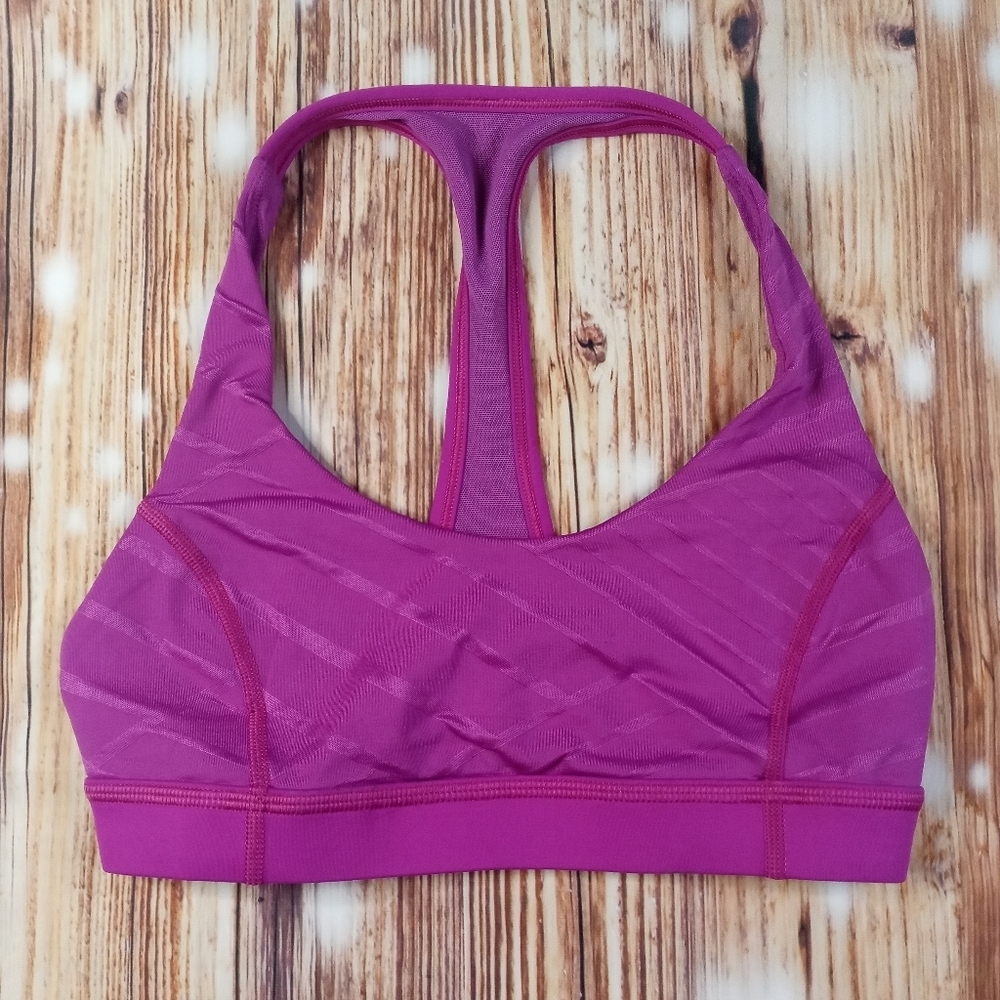 LULULEMON SPORT BRA SIZE 4 WOMEN'S